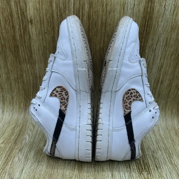 Nike Dunk Low SE Primal Women's Size 7 Sneakers Shoes White Casual DD7099-100‎ - Picture 7 of 10